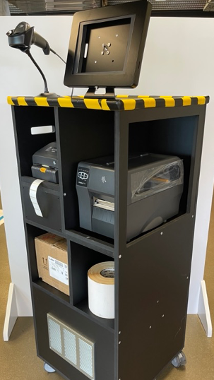 NOVARES - TROLLEY PREMIUM POKA LABEL